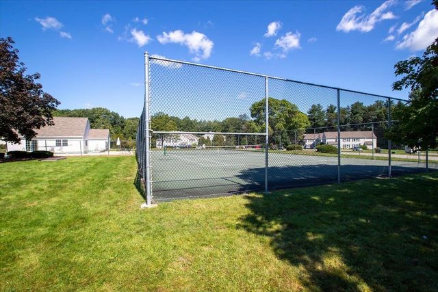 50 Brookside Dr Apt J1, Exeter, NH 03833