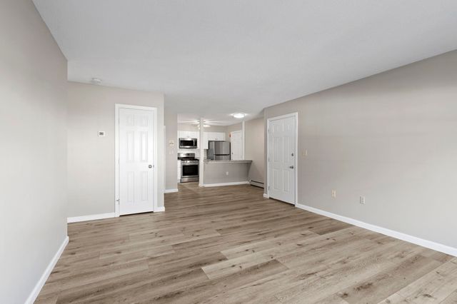 50 Brookside Dr Apt J1, Exeter, NH 03833