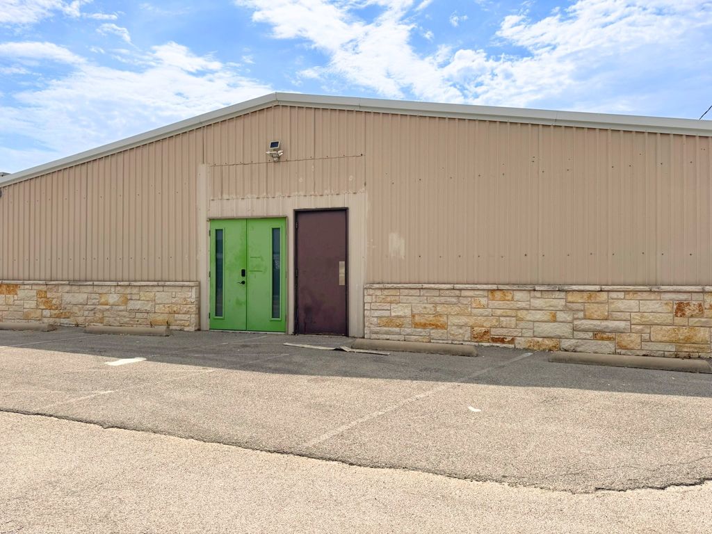1342 E US Highway 377, Granbury, TX 76048 — photo 3