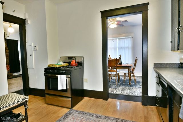 562 Belmont Avenue NE, Warren, OH 44483