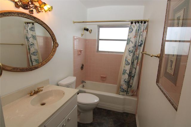 1508 COUNCIL DRIVE 05, Sun City Center, FL 33573