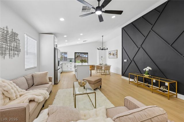8360 Silverdale Avenue, Las Vegas, NV 89113
