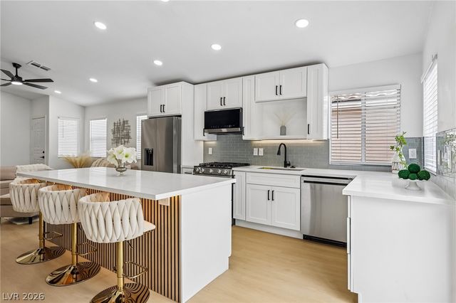 8360 Silverdale Avenue, Las Vegas, NV 89113