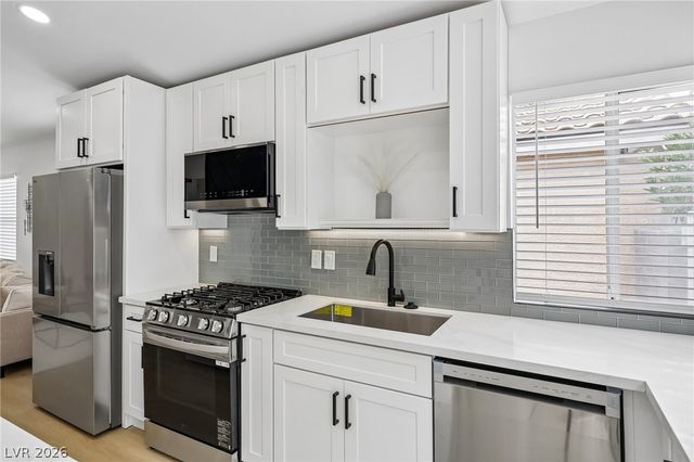 8360 Silverdale Avenue, Las Vegas, NV 89113