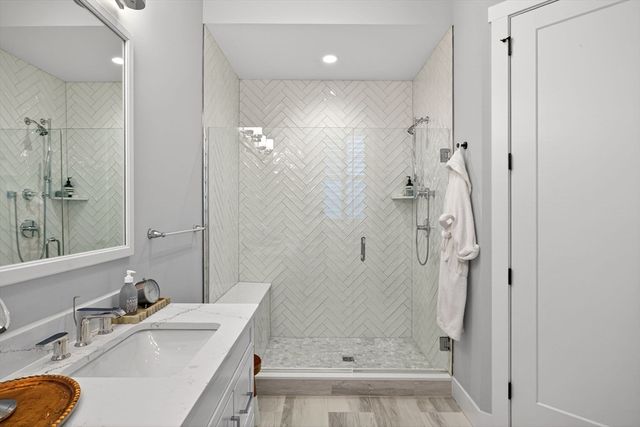 31 Owls Nest, Plymouth, MA 02360