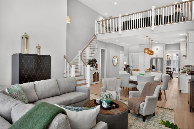 31 Owls Nest, Plymouth, MA 02360