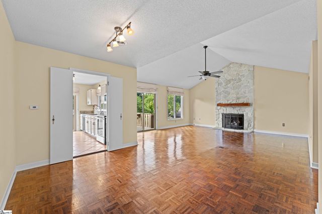 129 Tanager Circle, Greer, SC 29650