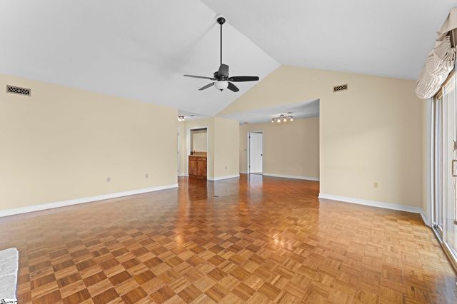 129 Tanager Circle, Greer, SC 29650