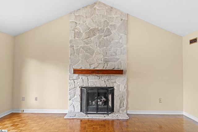 129 Tanager Circle, Greer, SC 29650