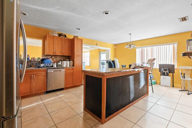 4786 Pine Cone Lane, West Palm Beach, FL 33417