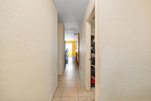 4786 Pine Cone Lane, West Palm Beach, FL 33417
