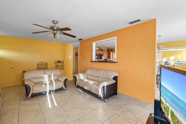 4786 Pine Cone Lane, West Palm Beach, FL 33417