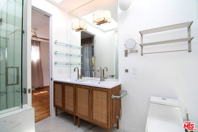 1621 S Bedford Street, Los Angeles, CA 90035