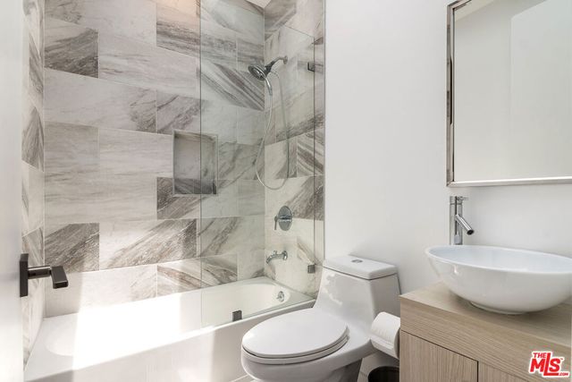 1621 S Bedford Street, Los Angeles, CA 90035