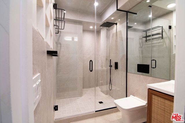 1621 S Bedford Street, Los Angeles, CA 90035