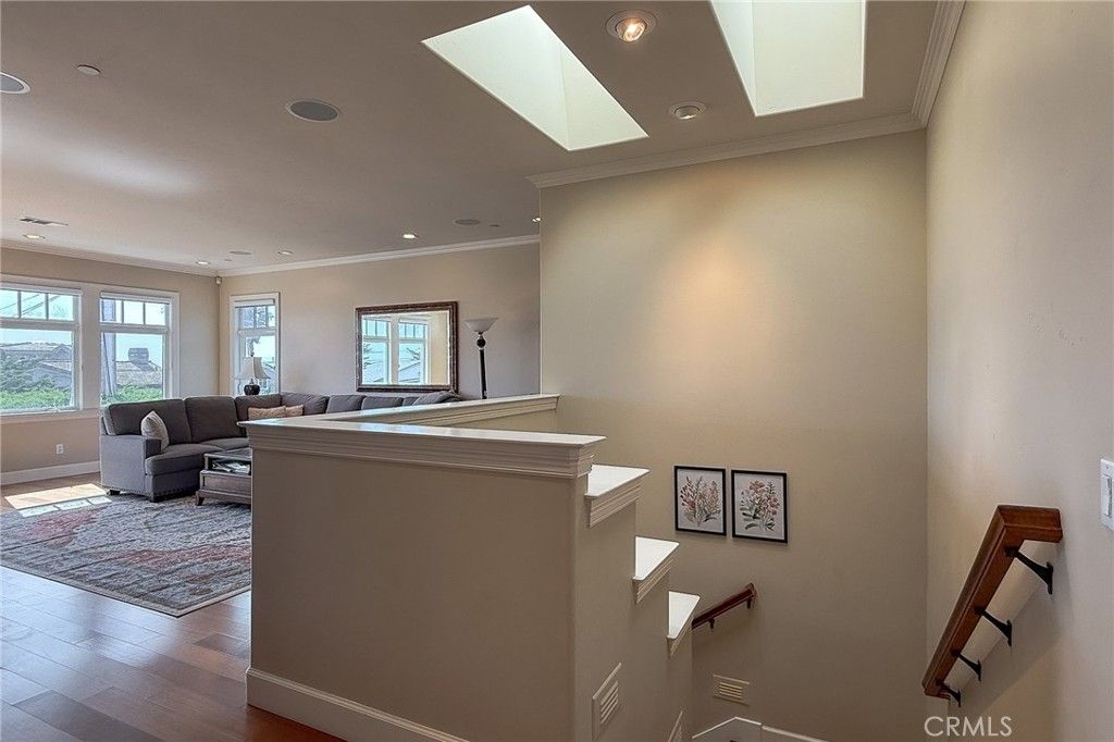 Image 11 of property listing at 5320 Windsor Boulevard, Cambria, CA 93428