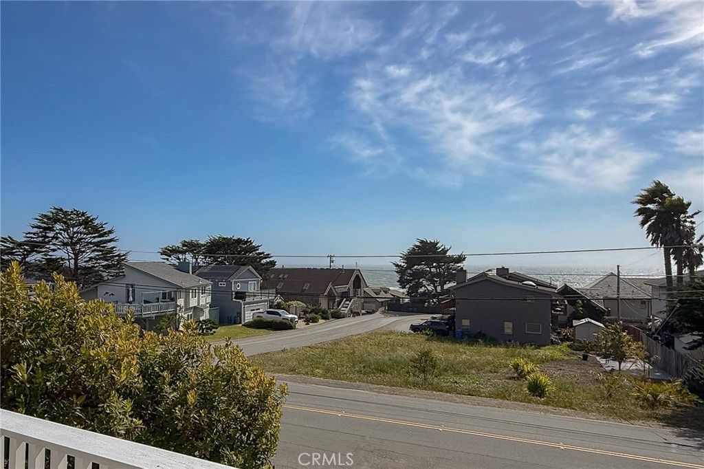 Image 17 of property listing at 5320 Windsor Boulevard, Cambria, CA 93428