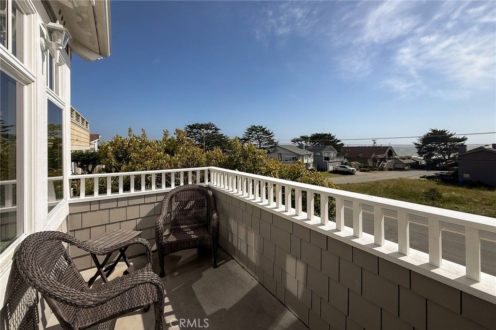Image 18 of property listing at 5320 Windsor Boulevard, Cambria, CA 93428