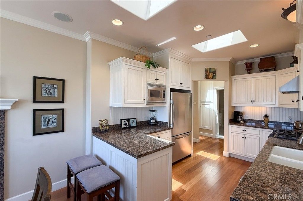 Image 23 of property listing at 5320 Windsor Boulevard, Cambria, CA 93428