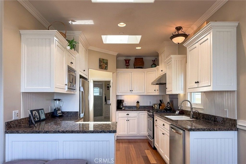 Image 25 of property listing at 5320 Windsor Boulevard, Cambria, CA 93428