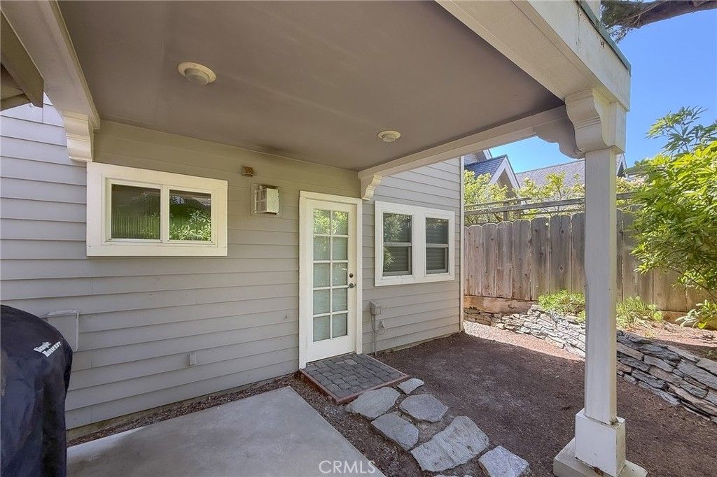Image 38 of property listing at 5320 Windsor Boulevard, Cambria, CA 93428