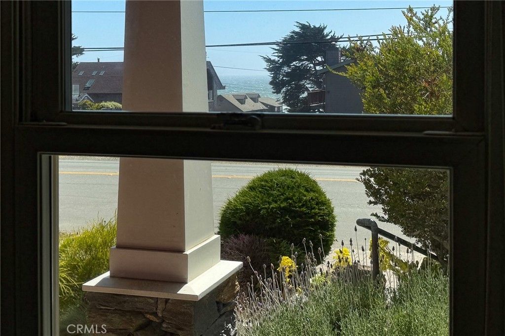 Image 45 of property listing at 5320 Windsor Boulevard, Cambria, CA 93428