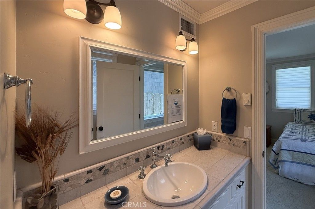 Image 46 of property listing at 5320 Windsor Boulevard, Cambria, CA 93428
