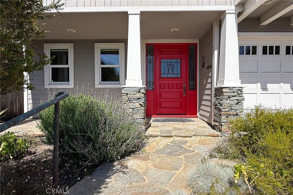 Image 7 of property listing at 5320 Windsor Boulevard, Cambria, CA 93428