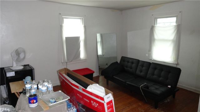 315 Grant Street, Newell, WV 26050