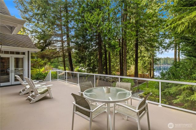 25314 SE 28th Street, Sammamish, WA 98075