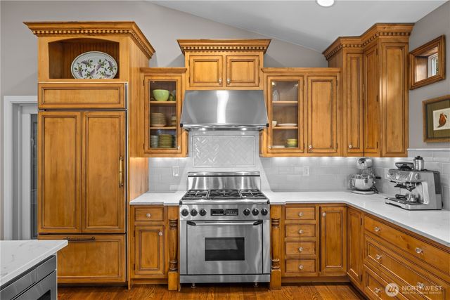 25314 SE 28th Street, Sammamish, WA 98075