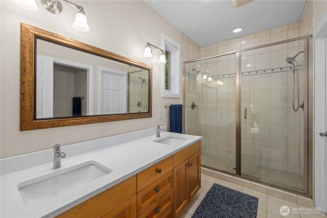 25314 SE 28th Street, Sammamish, WA 98075