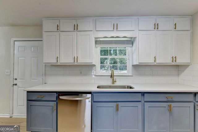 298 W Wind Drive SW, Lilburn, GA 30047