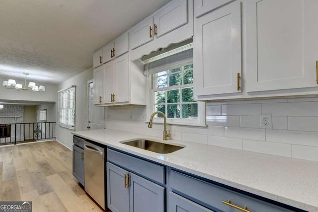 298 W Wind Drive SW, Lilburn, GA 30047