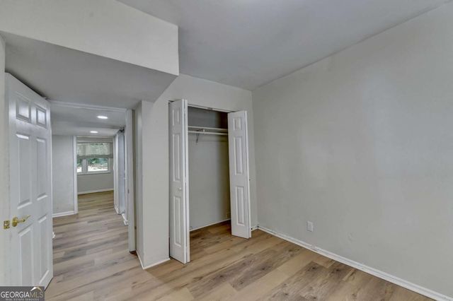 298 W Wind Drive SW, Lilburn, GA 30047