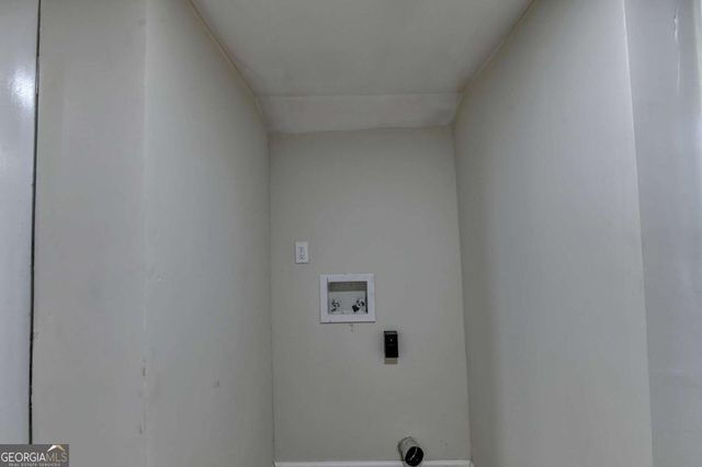 298 W Wind Drive SW, Lilburn, GA 30047