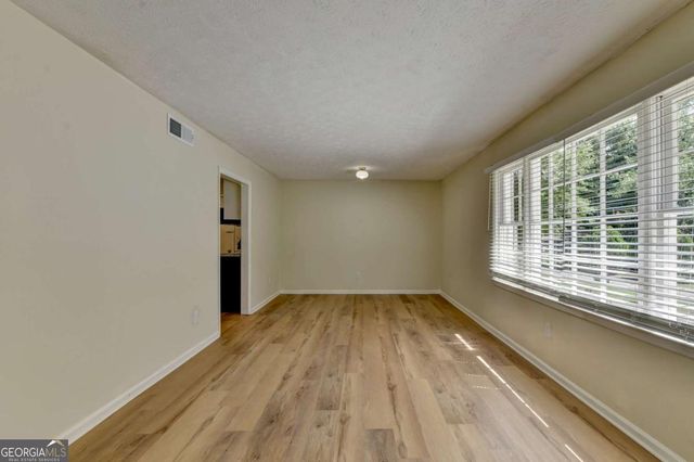 298 W Wind Drive SW, Lilburn, GA 30047