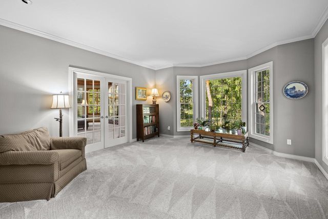 W36 Oakwood DRIVE, Delafield, WI 53018
