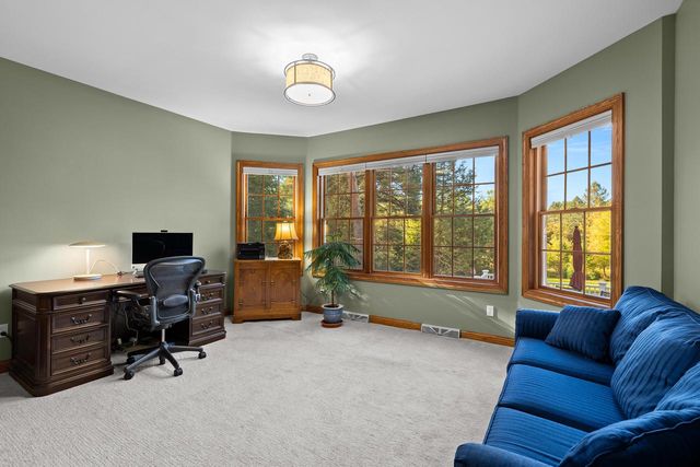 W36 Oakwood DRIVE, Delafield, WI 53018