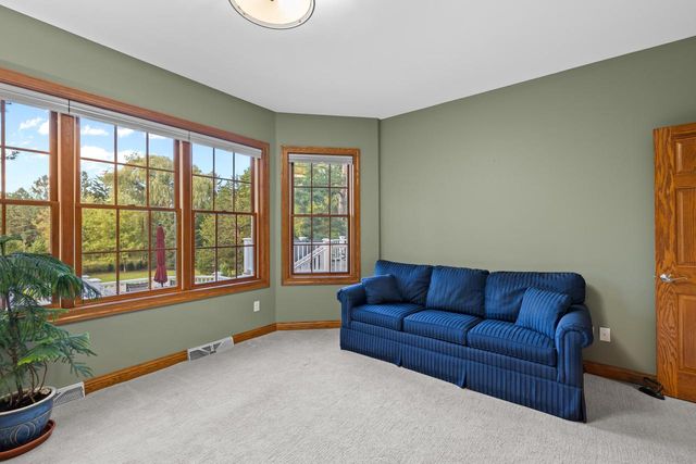 W36 Oakwood DRIVE, Delafield, WI 53018