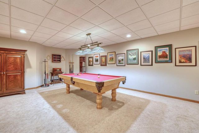 W36 Oakwood DRIVE, Delafield, WI 53018