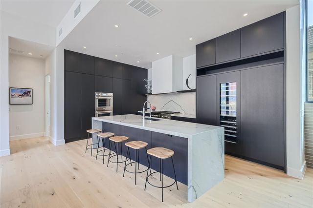 1315 W 9th ST B, Austin, TX 78703