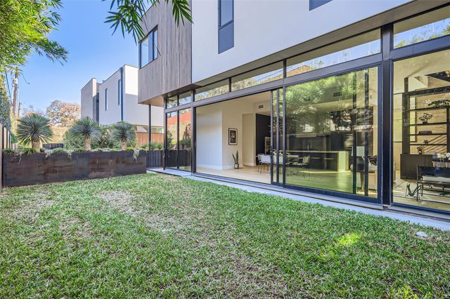 1315 W 9th ST B, Austin, TX 78703
