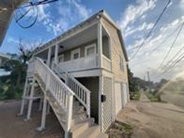 801 University Boulevard, Galveston, TX 77550