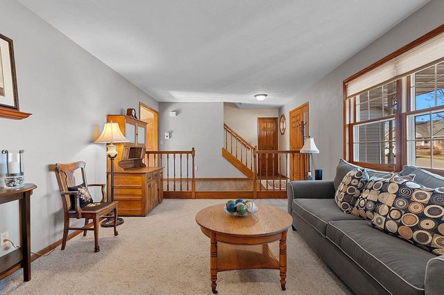 7 ASH GROVE PLACE, Kaukauna, WI 54130