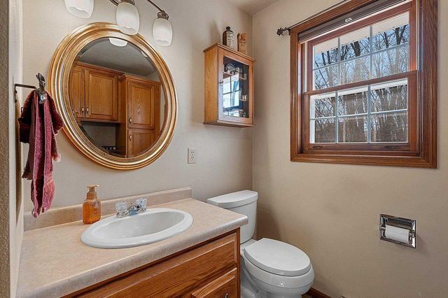 7 ASH GROVE PLACE, Kaukauna, WI 54130