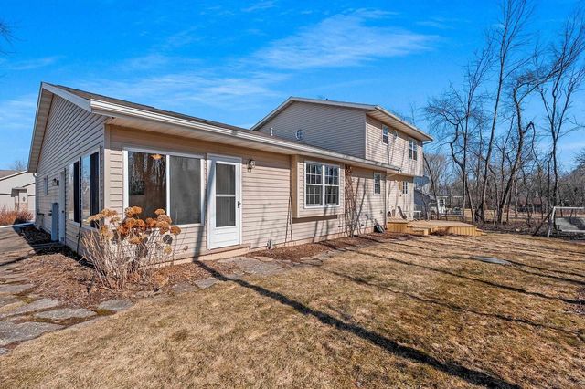 7 ASH GROVE PLACE, Kaukauna, WI 54130