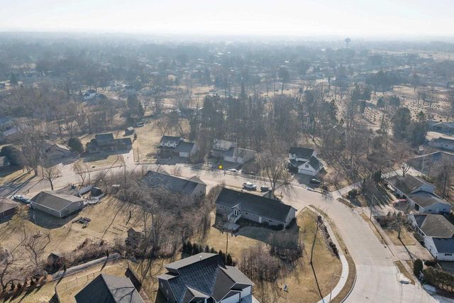 7 ASH GROVE PLACE, Kaukauna, WI 54130