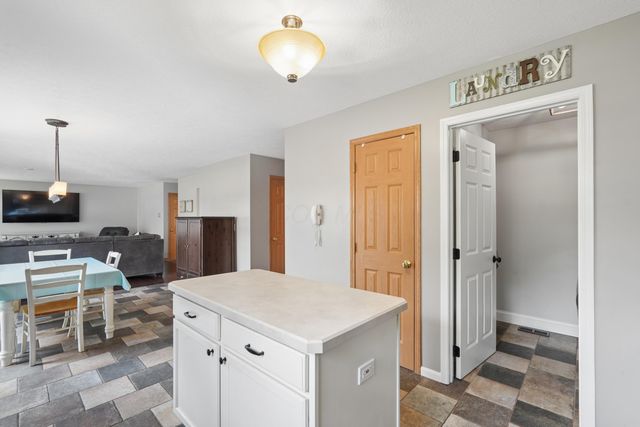1366 Harold Stewart Parkway, Pataskala, OH 43062
