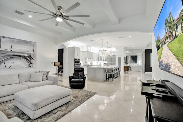 5805 NW 65th Terrace, Parkland, FL 33067